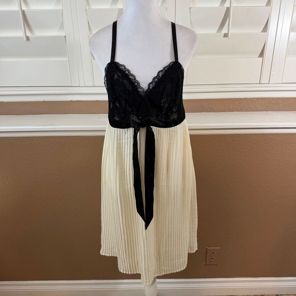 Amoureuse Black White Slipe Dress Chemises Sz M Coquette Gothic Luxury Glamour